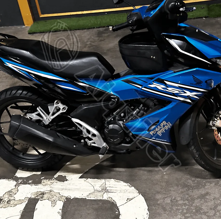 Honda RS-X Blue side view